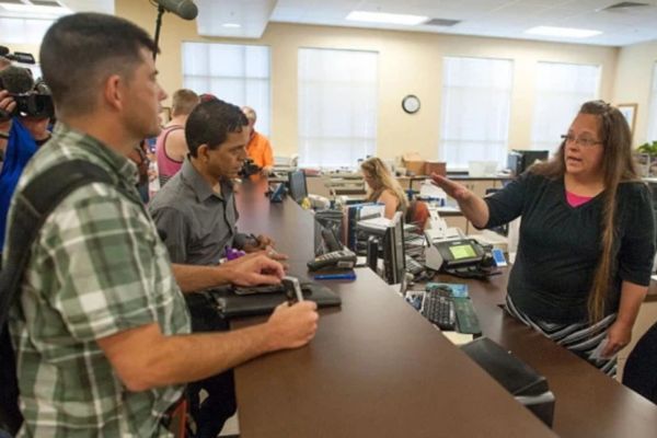 Corte Suprema se niega a revisar la impugnación de la decisión sobre el matrimonio de personas del mismo sexo en EE.UU.