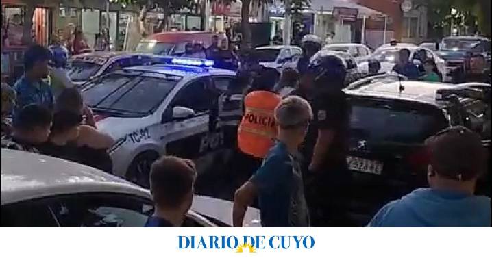 Revuelo en Villa Krause por la detención de una pareja de mecheros