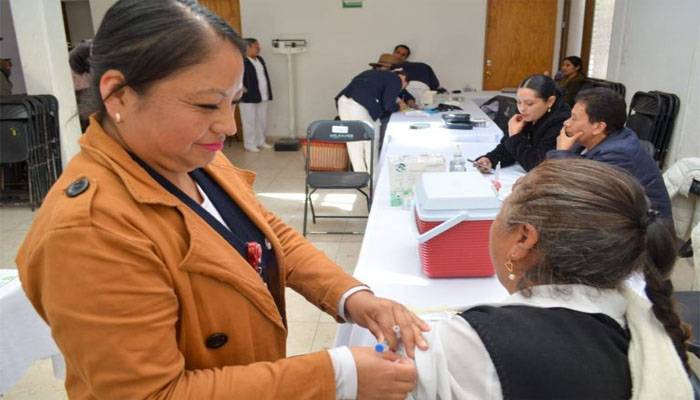 Aplican cerca de 100 mil vacunas con campaña intensiva de vacunación