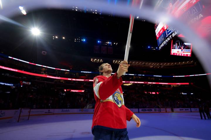 Panthers’ Eetu Luostarinen Out Week-To-Week, Cole Schwindt To Undergo Arm Surgery