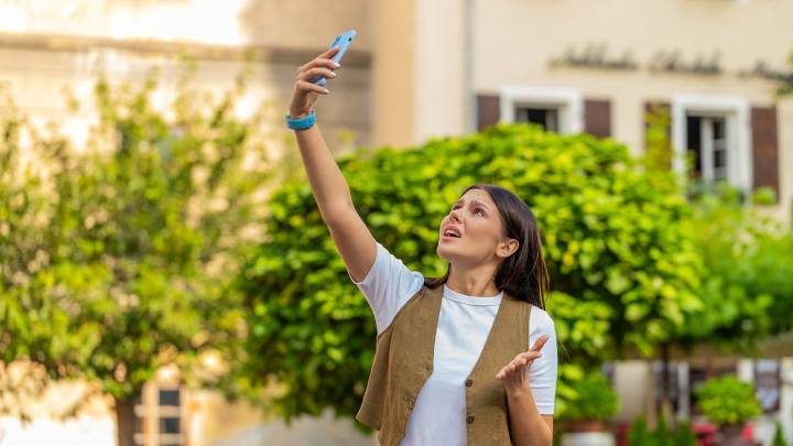 Al bloqueo de señal de celular hay que ponerle atención. Puede ser algo muy grave