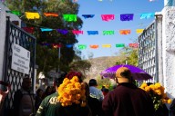 Pide Policía Municipal no ingresar bebidas embriagantes a los panteones