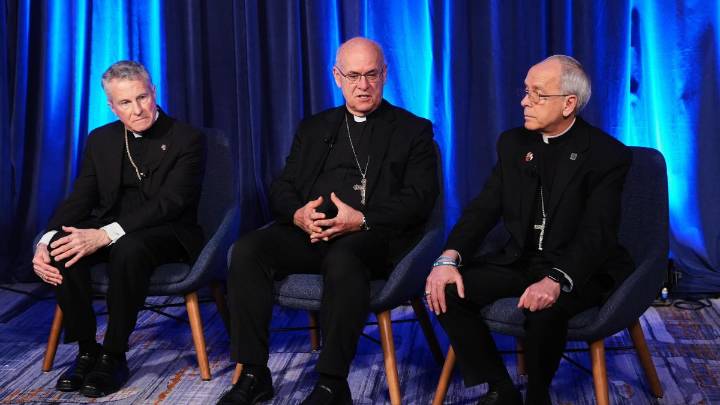 Los obispos católicos de EE. UU. rechazan por mayoría las deportaciones masivas de inmigrantes