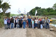 Da inicio la pavimentación asfáltica en el acceso al ejido Moctezuma.