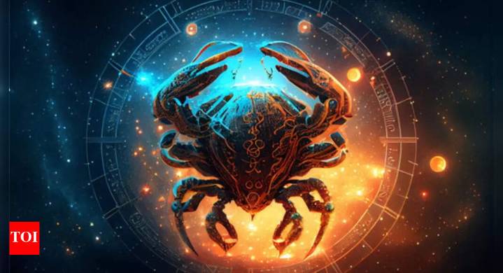 Cancer, Weekly Horoscope, November 09 to November 15, 2025: Love and finances see positive developments