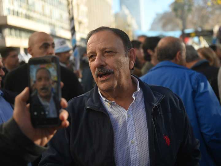 Ricardo Quintela solicitó la renuncia de todo su gabinete en La Rioja