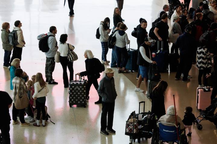 False fire alarm delays some Friday night flights in San Jose
