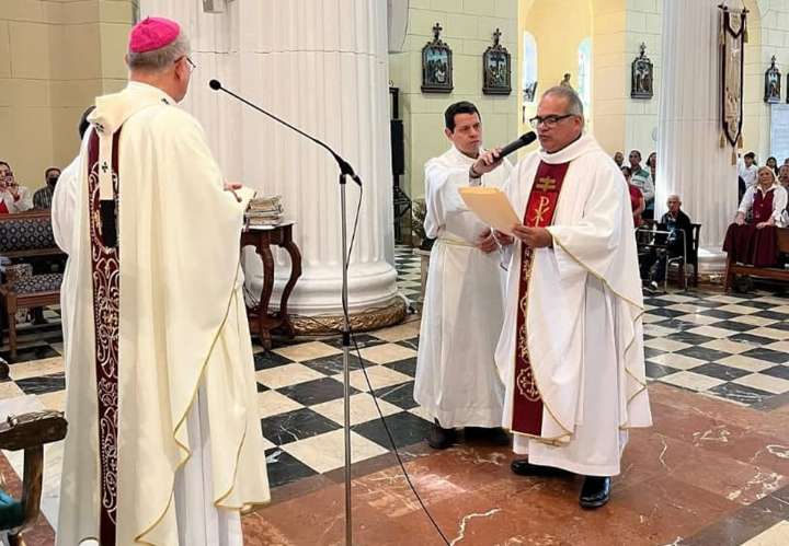 La Basílica Catedral de Valencia recibió a su nuevo párroco, Joel Núñez Flautes