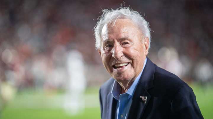 Holiday gift ideas for Florida sports fans? Check out these commemorative books