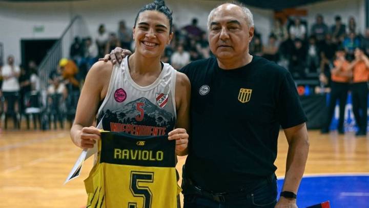 Deportivo Berazategui reconoció a una de sus figuras históricas