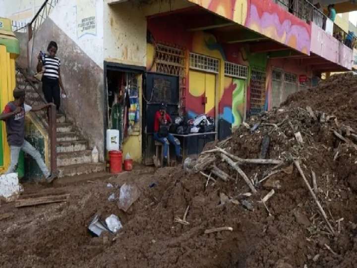 Declarada emergencia en Haití por daños del huracán Melissa