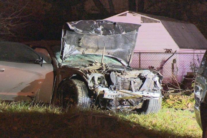 Police investigate overnight crashes in Youngstown, Austintown