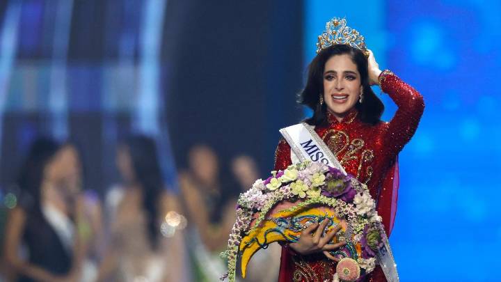 La candidata mexicana gana Miss Universo tras la polémica por mandarle callar un organizador del concurso
