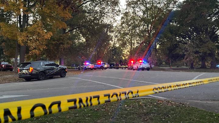 Metro Police investigate shooting at Shawnee Park