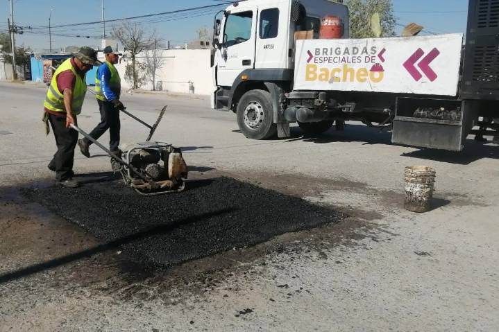 Avanza bacheo con más de 10 mil reparaciones en Juárez