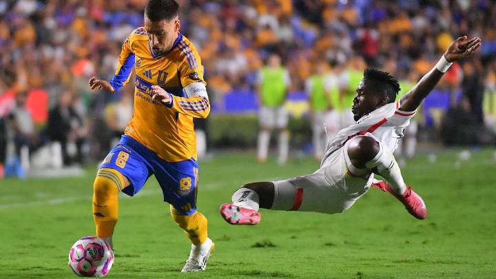 Liga MX y Liga Premier por Telemundo