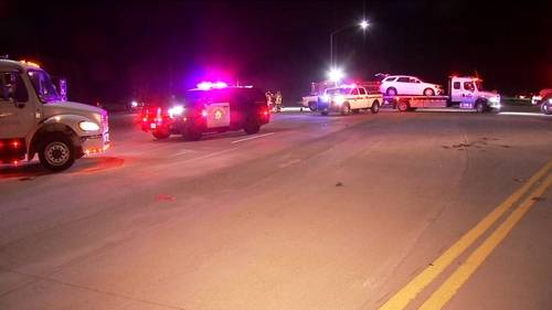 3 car crash temporarily closes Highway 180 in Fresno County