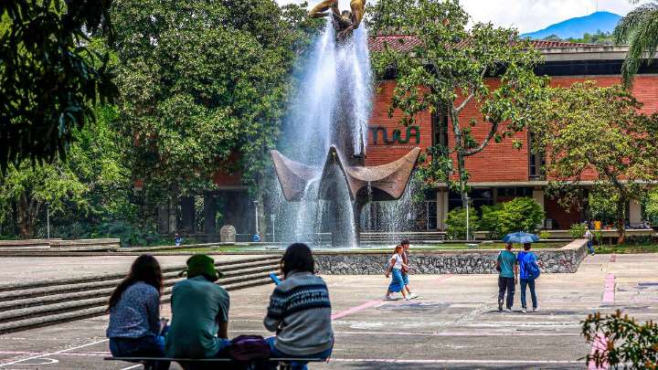 Periodo del rector abre nuevo debate en la Universidad de Antioquia