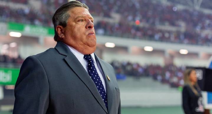 Miguel Herrera recibe insultos tras quedar fuera del Mundial 2026