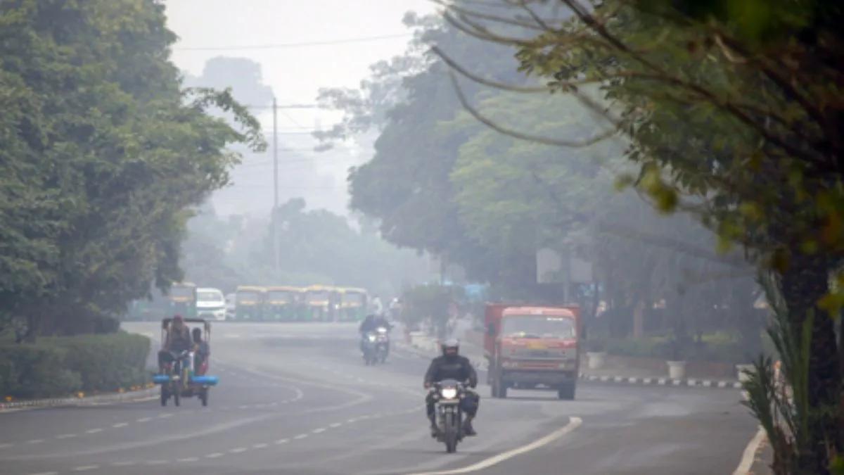 Winter chill in Delhi-NCR marred by poor air quality as AQI nears 400