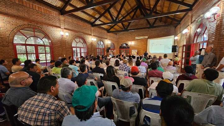 Jujuy: junto a empresas internacionales, se fijaron pautas de calidad del tabaco para la próxima campaña