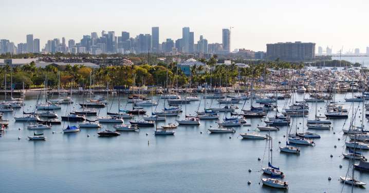 U.S. appeals court says Florida can ban Chinese citizens from buying property