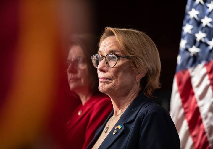 Political outlook hazy after Senate takes first step toward ending government shutdown