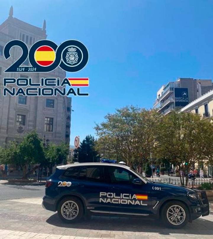 Detenido un matrimonio que obligaba a prostituirse a siete mujeres en dos viviendas de Granada y Almería