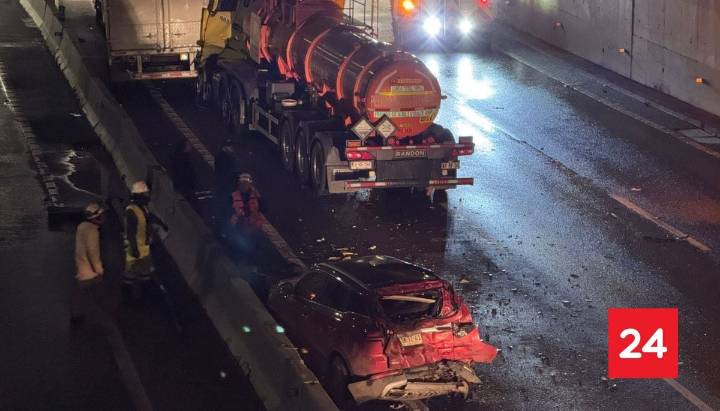 Accidente múltiple entre auto y camiones se registró en Autopista General Velásquez