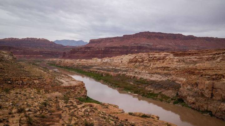 Deadline closing in for Utah and 6 other states hammering out a new water plan