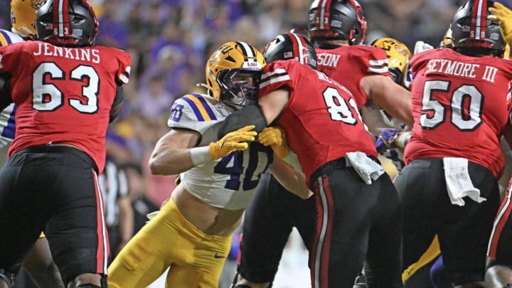Whit Weeks broke his ankle, again. Here’s what the LSU LB revealed about his latest injury