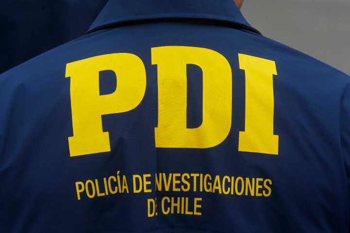 PDI informa detención de 6 funcionarios por contrabando, malversación y tráfico