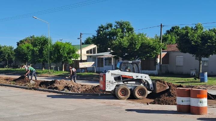 Acondicionan nuevo tramo pavimentado de avenida Frocham
