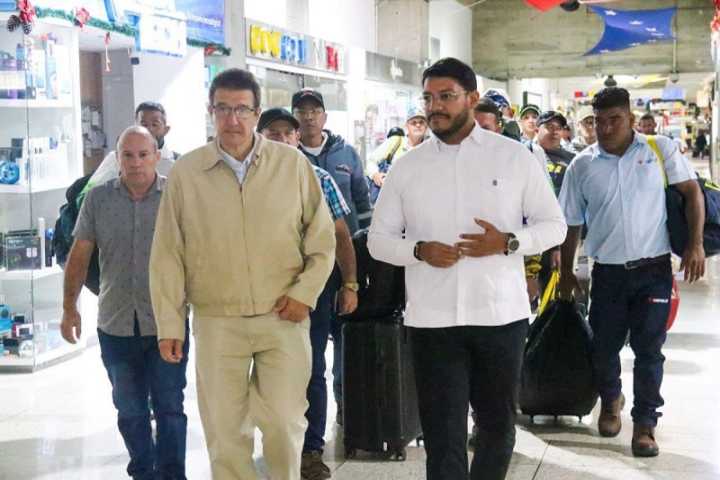 Venezuela despliega un equipo de especialistas en Cuba para apoyar las labores de recuperación tras el paso del huracán Melisa.