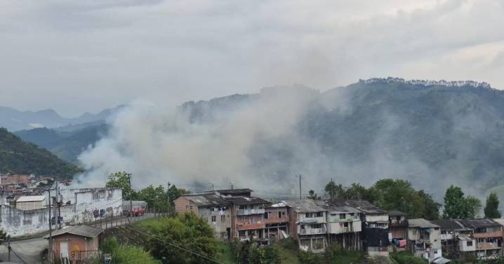Incendio en barrio de Manizales: al parecer, una casa afectada
