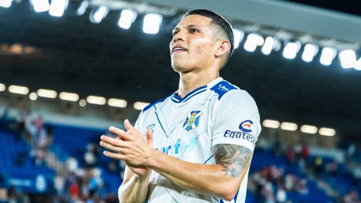 Fabricio Assis: la fe inquebrantable que conquista al CD Tenerife