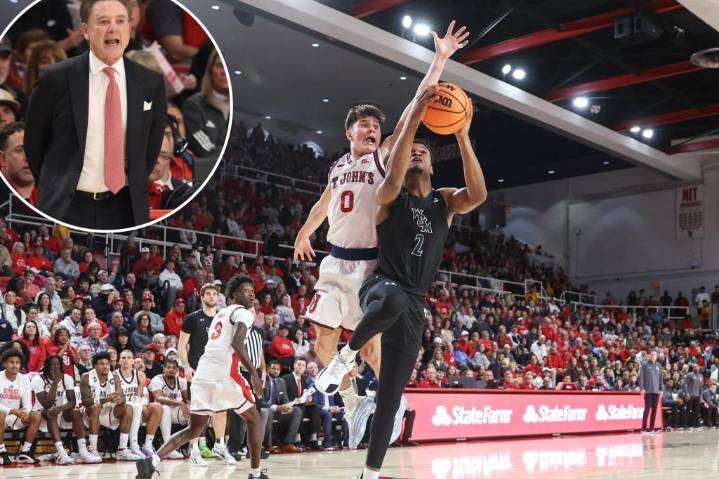 St. John's cruises to blowout victory over William & Mary