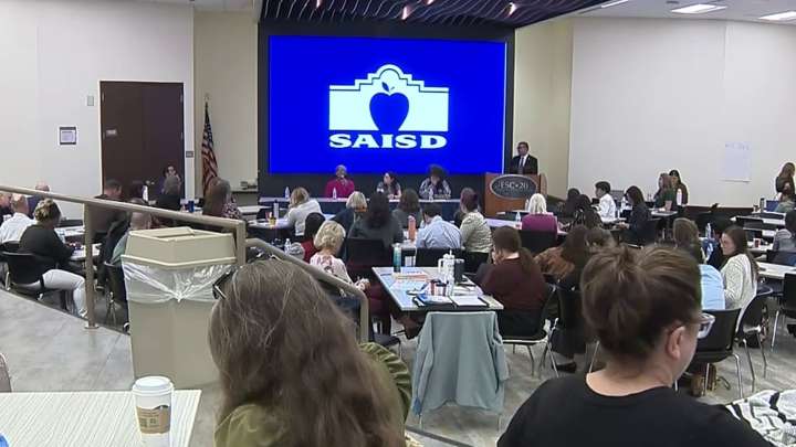 Bexar County leaders discuss food insecurity during mental health summit