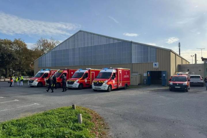 France driver plows through 10 people on Île d'Oléron