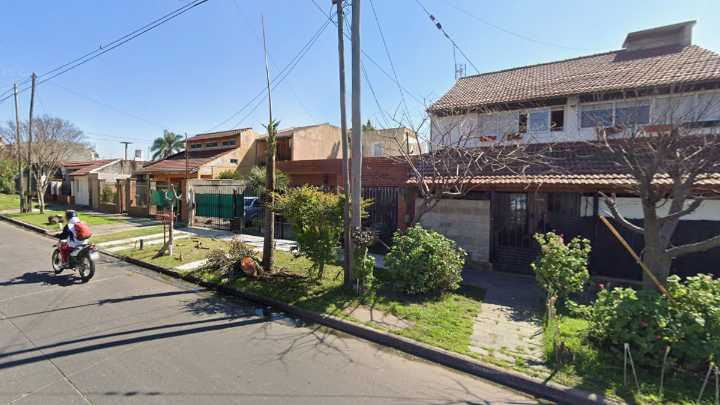 Mataron a un hombre que habría intentado robar en una casa: tenía un arma de juguete