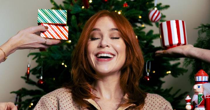 Who makes Christmas happen in your house? Study reveals who does it all, and no, it’s not magic