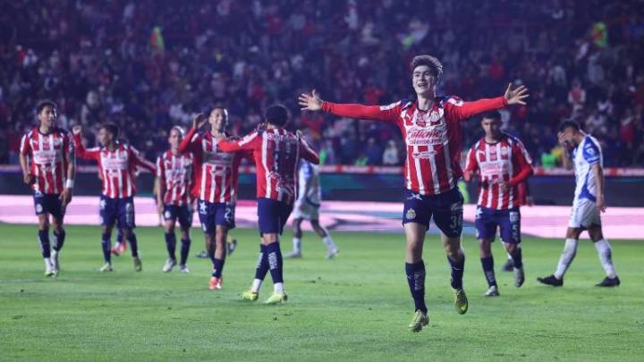 La Hormiga brilla... Y Chivas vence a Pachuca en el Hidalgo