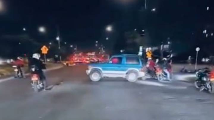 Revelan video de conductor en Bogotá atropellando como loco a todo el mundo: 200 motociclistas lo mataron