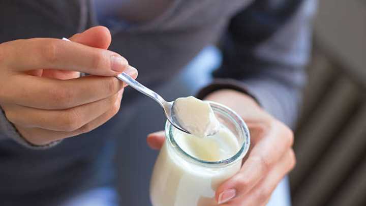 ¿Kéfir o yogur? Nutricionista explica cuál es mejor para la salud digestiva