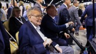 Warren Buffett announces new donations in Thanksgiving letter