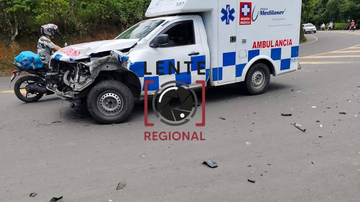 Murió motociclista que resultó herido en accidente de tránsito con una ambulancia