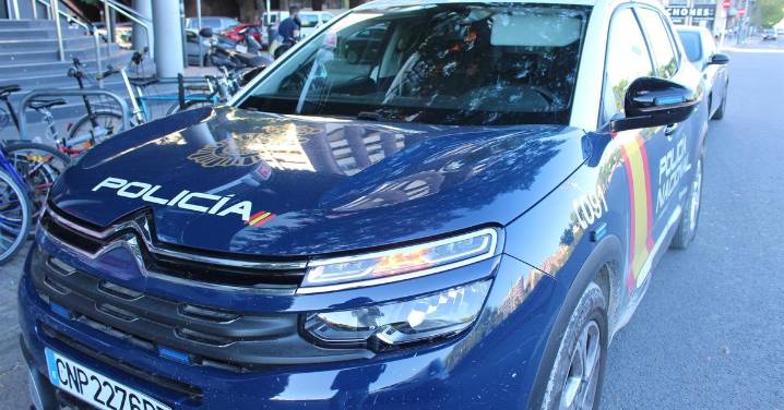 Muere un hombre de 83 años mientras veía una película en un sex shop de León