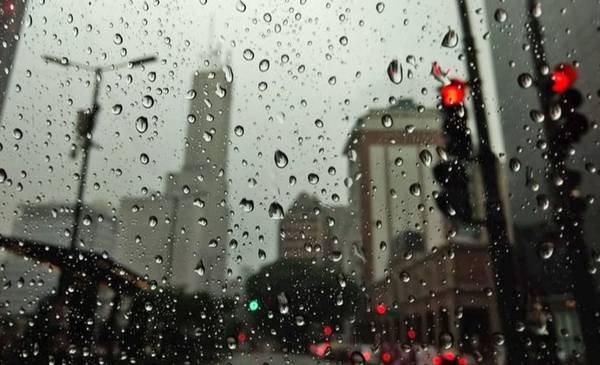 Alerta amarilla en Buenos Aires: a qué hora llueve hoy