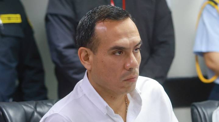 Jerí muestra respaldo a transportistas afectados por la extorsión