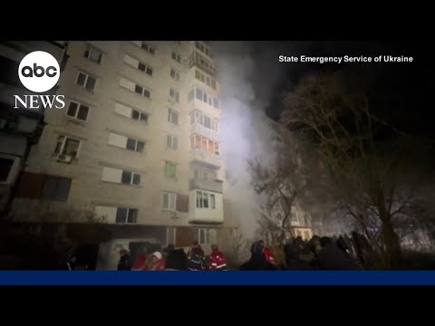 Russia launches strike on Kyiv as Ukrainian delegation heads to US for peace talks